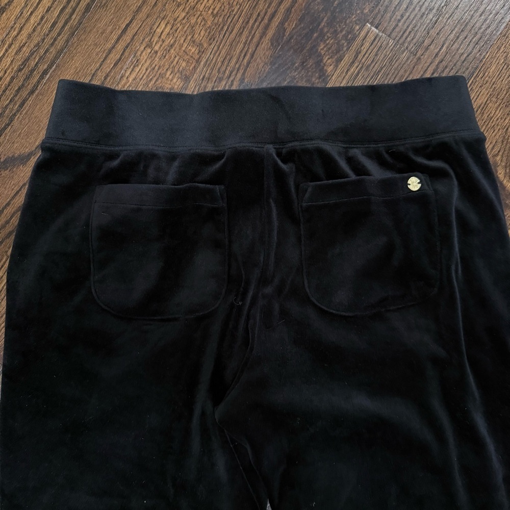 Lilly Pulitzer Black Velvet Everyday Track Set - Picture 8 of 10